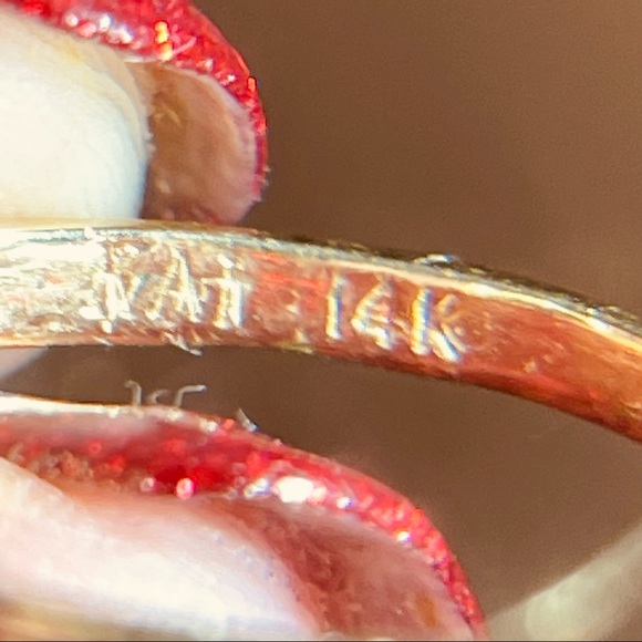 ❣️Splendid 14k Gold Vintage Oval Cut Garnet ring! Elegant and Classic! - Picture 11 of 15